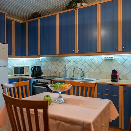 Nyaraló Toulas House Divaráta