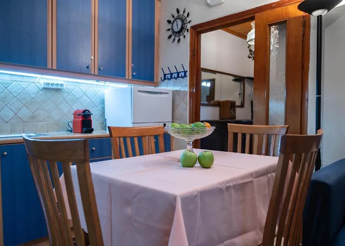 Toulas House Nyaraló