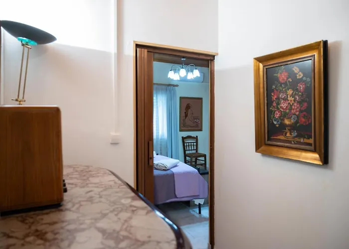 Toulas House *
