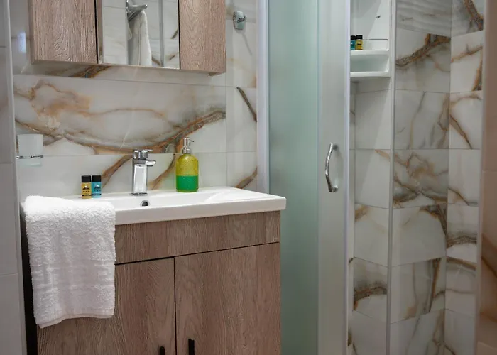 Toulas House * Divaráta