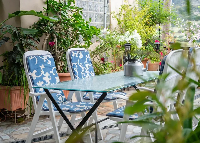 Toulas House Divaráta