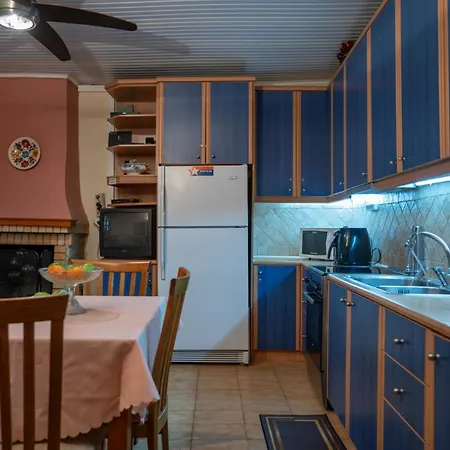 Toulas House Divarata