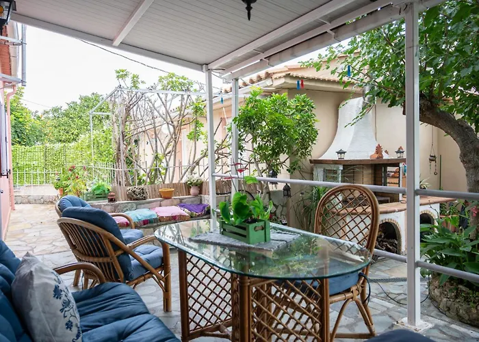 Toulas House Tatil Evi *