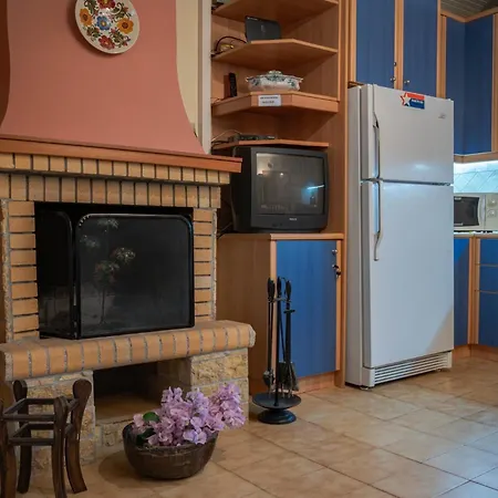 Сasa de vacaciones Toulas House *