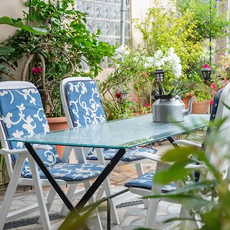 Toulas House Divarata