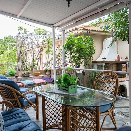 Toulas House Сasa de vacaciones *